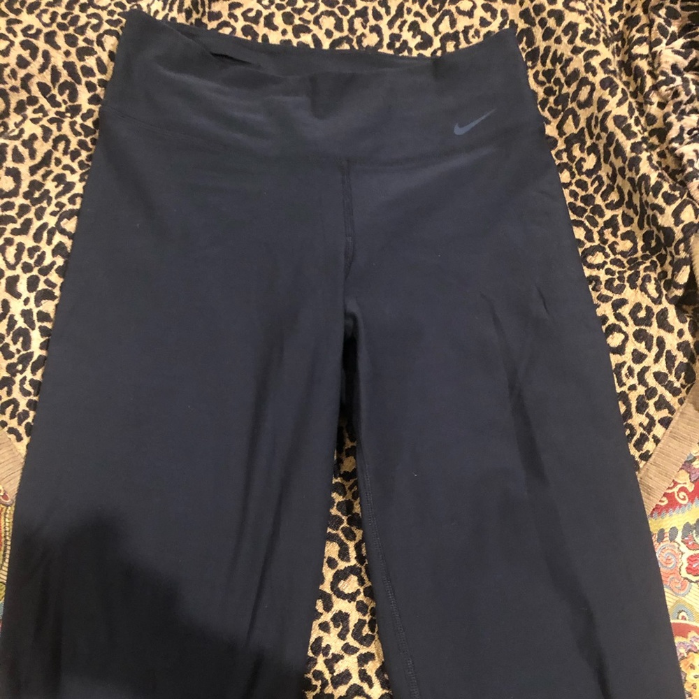 Nike Dri Fit Capri workout pant